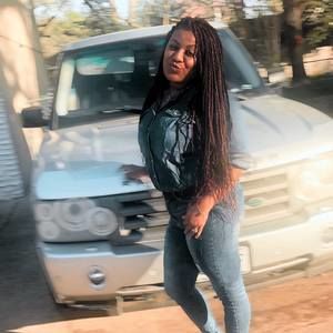 Meet your Posher, Nisha